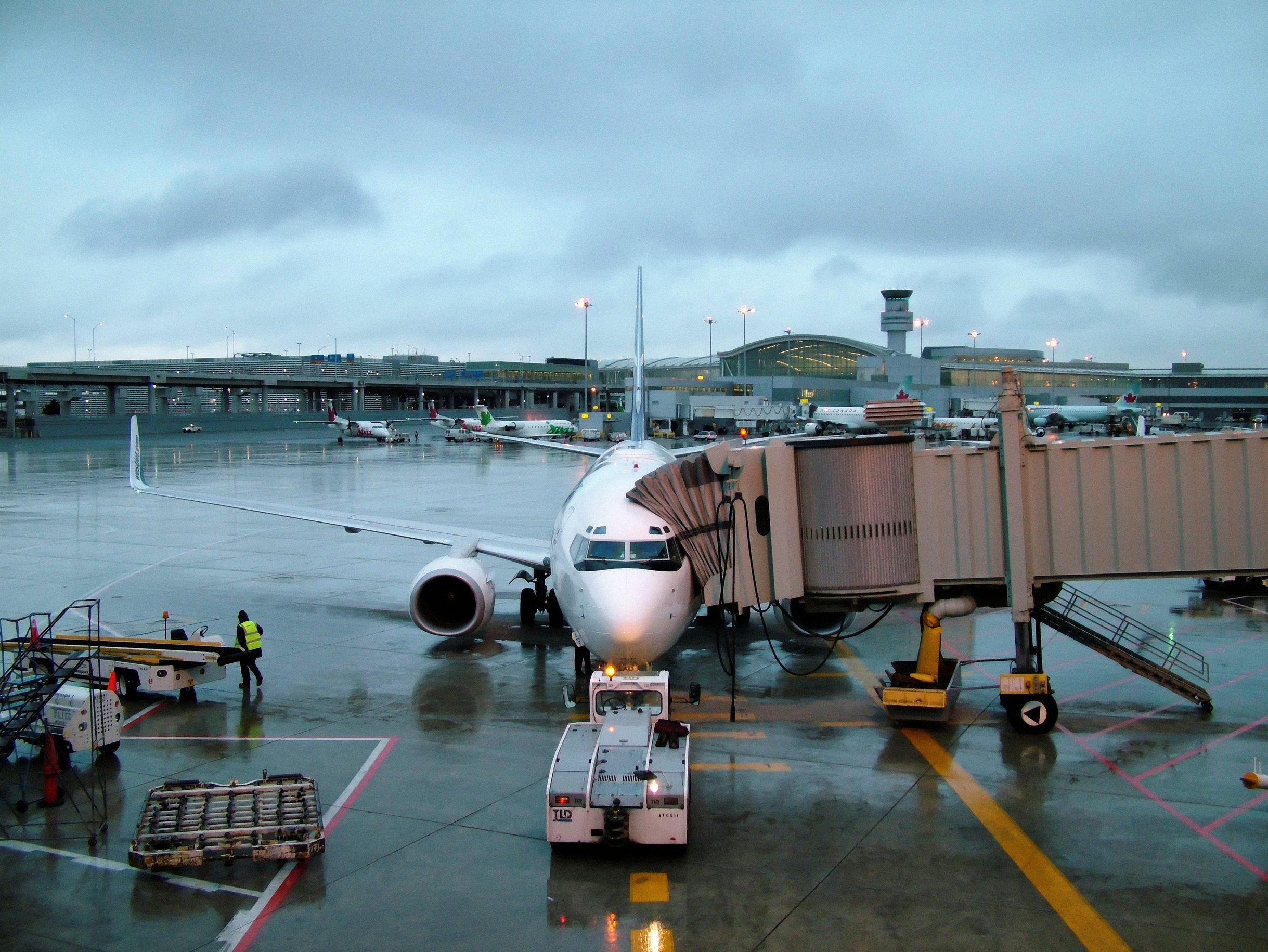 airplane runway